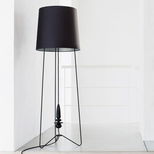 Luminária de piso - DADDY LONGLEG - Frandsen Lighting - metálica / em tecido / contemporânea