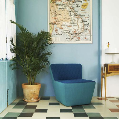 Poltrona baixa contemporânea - TEA - SANCAL - em veludo / azul / vermelha