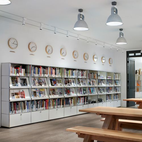 Livreiro modular - USM Haller - USM Modular Furniture - contemporâneo / para escritório / metálico