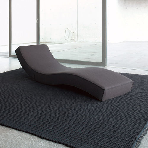Chaise longue contemporânea - LINEA - PAOLA LENTI - em tecido / em poliéster