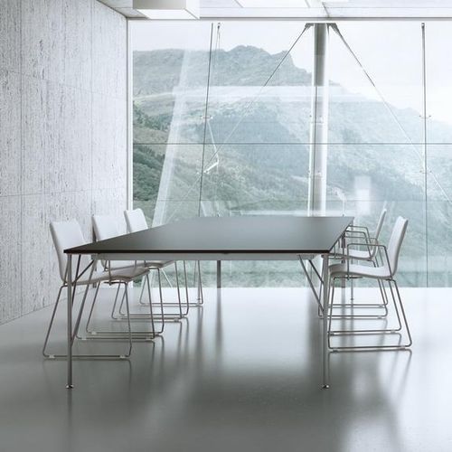 Mesa de reunião contemporânea - Feel - Arlex - em madeira / com base metálica / retangular