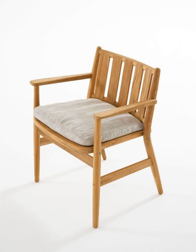 Cadeira de jardim contemporânea - LEVANTE 001 - RODA - para ambiente externo / em teca / com base em madeira