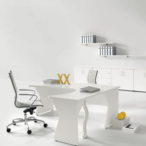 Mesa executiva - KOMPAS - Della Rovere - contemporânea / em nogueira / metálica