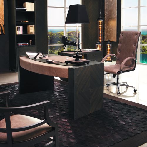 Mesa secretária contemporânea - MASTER: CHIC - SMANIA - em couro / com base formada por painéis