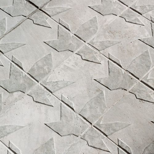 Bloco de pavimentação em concreto - DIAGONAL - Escofet - para ambiente externo / texturizado / com relevo