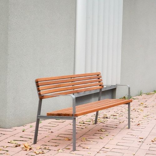 Banco para espaço público contemporâneo - UNIVERSE UP - Escofet - em aço inoxidável / em madeira / com encosto
