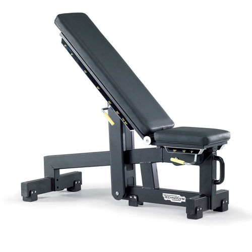 Banco de musculação ajustável - PURE - TECHNOGYM - para ambiente interno / da linha comercial / para estação de ginástica ao ar livre