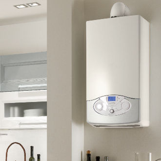 Caldeira a gás - CLAS HE EVO SERIES - Ariston - de parede / residencial / para ambiente interno