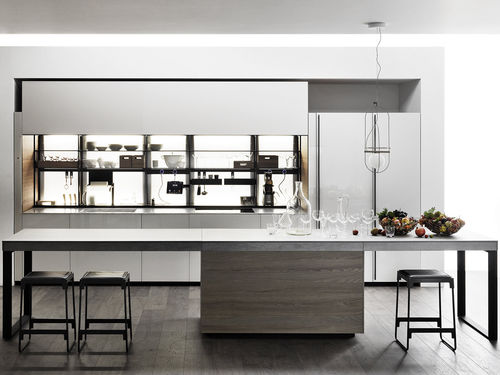 Cozinha contemporânea - Logica Celata Vitrum - VALCUCINE - em vidro laqueado / em laminado / com ilha