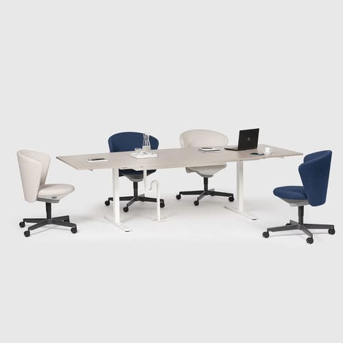Mesa de reunião contemporânea - LEVEL PURE MEETING - Bene GmbH - com folheado de madeira / em carvalho / em laminado melamínico