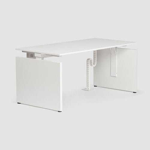 Mesa secretária de piso - CLASSIC - Bene GmbH - individual / contemporânea / com folheado de madeira