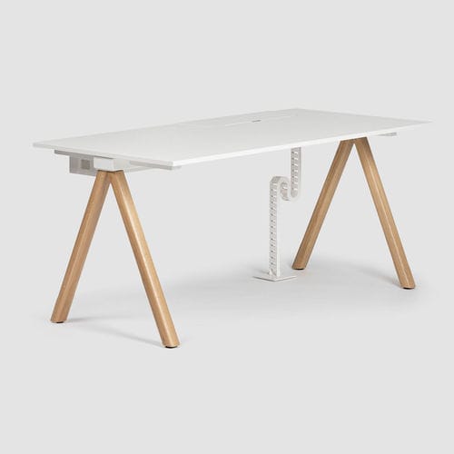 Mesa de trabalho contemporânea - DELTA BY BENE - Bene GmbH - em madeira / com base em aço / retangular
