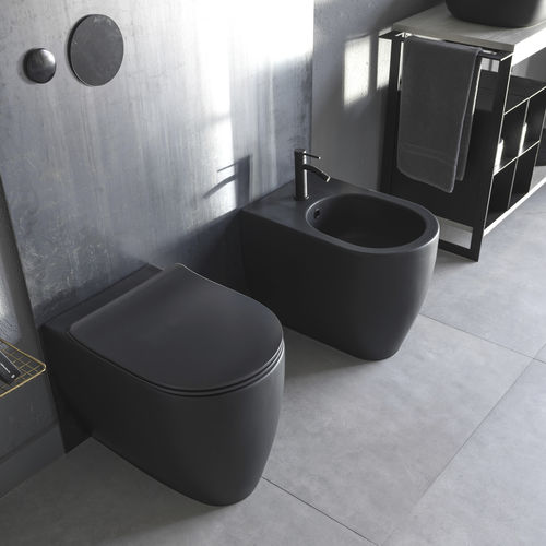 Vaso sanitário de piso - ARDESIA - Scarabeo Ceramiche - em cerâmica / da linha comercial / oval