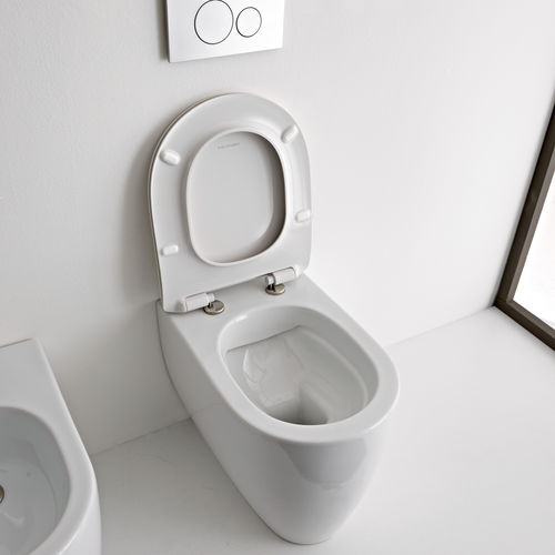 Vaso sanitário suspenso - Moon Clean Flush - Scarabeo Ceramiche - em cerâmica / não especificado / oval