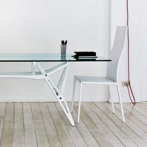 Cadeira contemporânea - LEALTA - Zanotta - para ambiente interno / em tecido / em couro