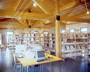 Viga em madeira laminada colada - MÉDIATHÈQUE - Haas - retangular / para telhado de duas águas