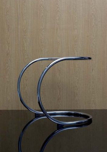 Banqueta para chuveiro com base em aço - Rapsel International Srl