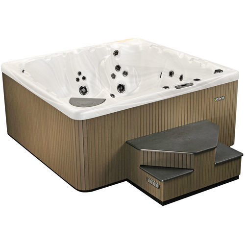 Spa acima do piso - 750 - Beachcomber Hot Tubs - quadrado / de 8 lugares / para ambiente externo