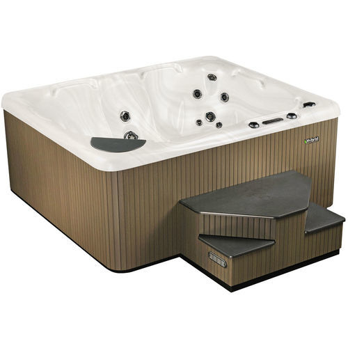 Spa acima do piso - 540 - Beachcomber Hot Tubs - quadrado / de 5 lugares / em madeira