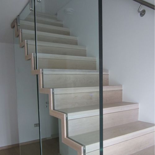 Escada reta - ZIGZAG SLIM - Siller Stairs - com degraus em carvalho / com estrutura em vidro / da linha residencial