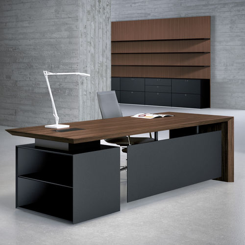 Mesa executiva - MULTIPLICEO - Fantoni - contemporânea / com folheado de madeira / em couro