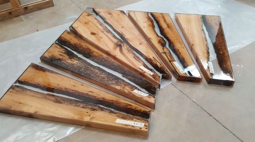 Escada reta - BRICCOLA - ANTICO TRENTINO DI LUCIO SRL - em L / em U / com degraus em madeira