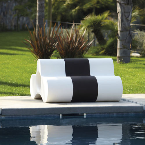 Banco de jardim de design original - WHEELY - SLIDE - em polietileno / com encosto / modular