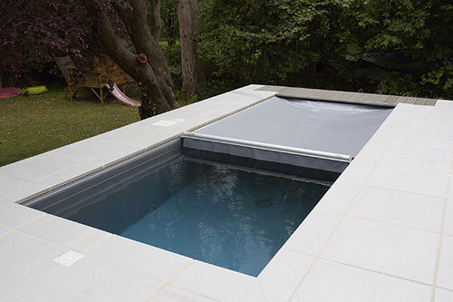 Piscina externa - ILE DE FRANCE - PISCINES CARRE BLEU - para hotel / enterrada / em concreto