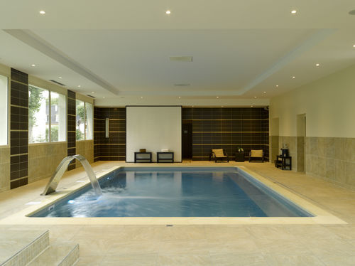 Piscina interna - HOTEL VILLARD DE LANS - PISCINES CARRE BLEU - enterrada / em concreto