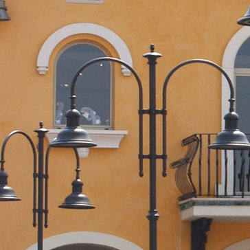 Poste de iluminação pública - REVELAMPE - AEC Illuminazione - clássico / em alumínio fundido / em aço inoxidável