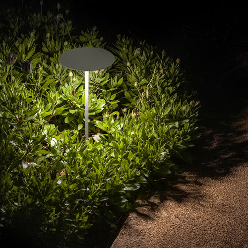Luminária de chão sem pé - YORU SPIKE - Arkos Light - Oscaluz, - em alumínio / em aço inoxidável / em policarbonato