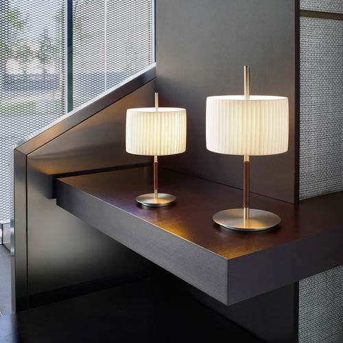 Luminária de mesa - DANONA - BOVER Barcelona - de metacrilato / em couro / contemporânea