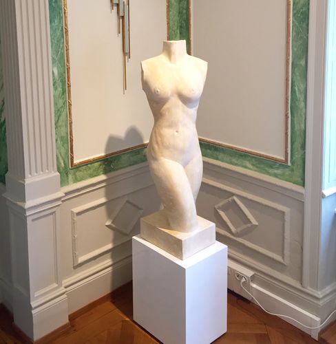 Escultura em pedra calcária - PERSEPHONE - Christopher Guy
