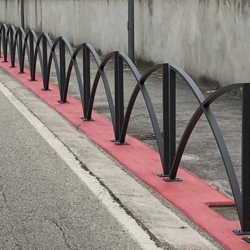 Barreira de proteção - PAPILLON - CITY DESIGN - fixa / em aço galvanizado / para espaço público