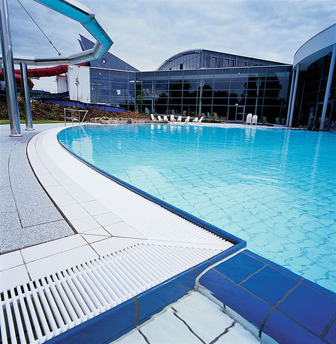Grelha para calha de transbordo em material plástico - 723 - emco Bautechnik GmbH - para piscina