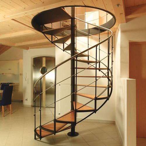 Escada em caracol - E 301 - METALL CONCEPT - com degraus em madeira / com estrutura metálica / da linha residencial