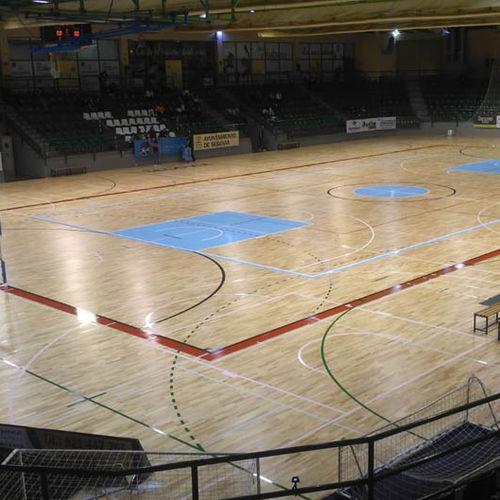 Piso esportivo para ambiente interno - MONDOELASTIC - MONDO - em madeira / para sala multiesportiva / para atividade esportiva