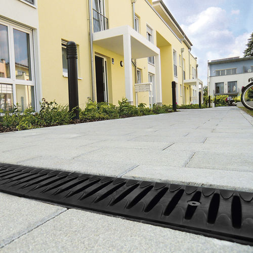 Calha de escoamento com grelha - RECYFIX PRO - HAURATON - em compósito / em polipropileno / grelha de aço galvanizado
