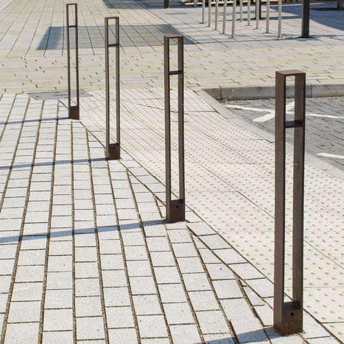 Balizador para pedestres - MOKA - METALCO - em aço inoxidável / em aço revestido a pó / em aço Corten