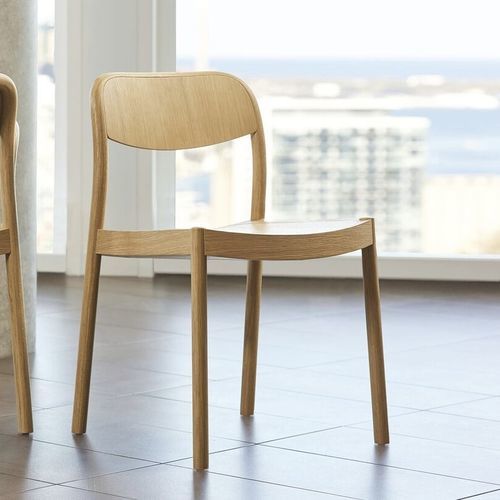 Cadeira contemporânea - LARU - Teknion - para ambiente interno / em carvalho / em compensado