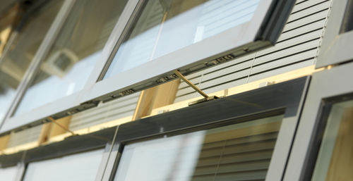 Dobradiça para janela - VELFAC - em alumínio / invisível / para uso doméstico