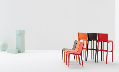 Cadeira alta contemporânea - FOGLIA - Billiani - para ambiente interno / em carvalho / em madeira laqueada