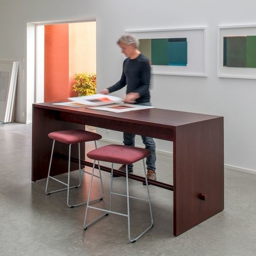 Mesa alta contemporânea - PING-PONG - Blå Station - em madeira maciça / em compensado / em laminado de alta pressão