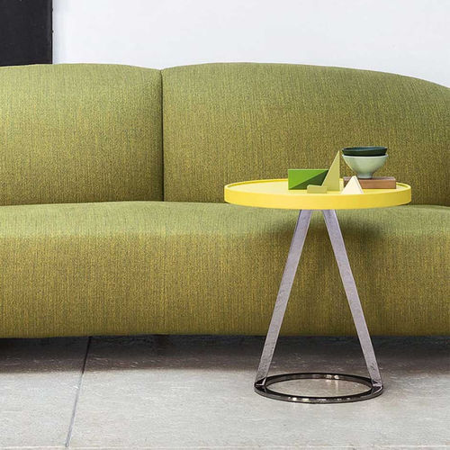 Mesa lateral contemporânea - Bipede - Bodema - em MDF / em madeira laqueada / com folheado de madeira
