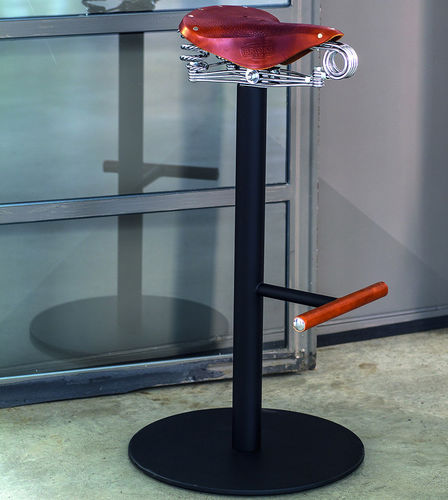 Banqueta alta de design original - BIKE - Bross Italia - em couro / com base metálica / com pé central