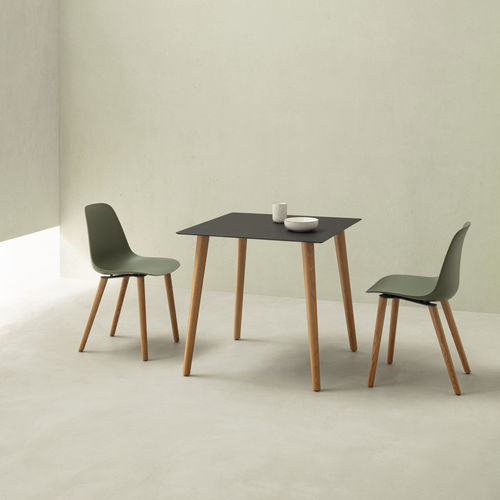 Cadeira contemporânea - Pola Light - Crassevig - para ambiente interno / em polipropileno / com base em alumínio