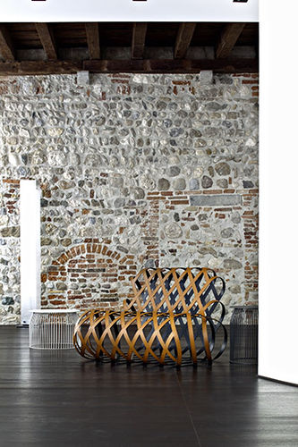 Poltrona baixa de design original - ARIA - La Cividina - em couro / em aço inoxidável / para edifício de uso público