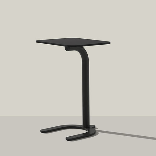 Mesa lateral contemporânea - Cosmo 1515 - et al. - em HPL / com base em aço / retangular