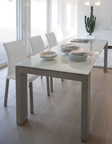 Mesa de jantar contemporânea - MONTREAL - ANTONELLOITALIA - em vidro / em madeira laqueada / retangular