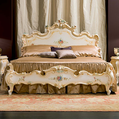 Cama de casal - ELENA - Silik - de estilo / em madeira / para quarto de hotel